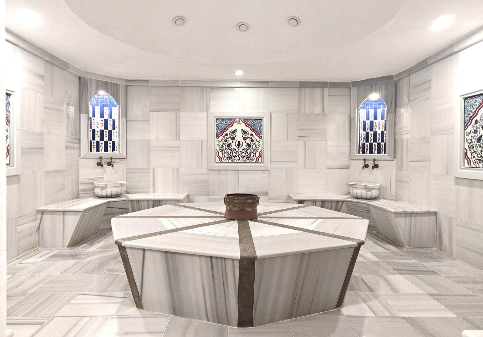 Ess Hotel